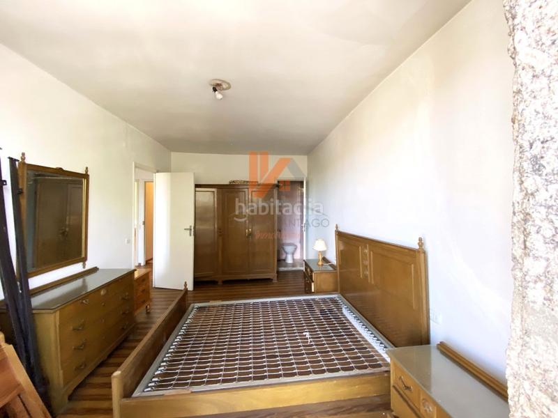 Foto 574a1b4c-9f36-44c3-8875-bb19734dbc9e. Casa a avenida figueroa 7 a Casco Histórico Santiago de Compostela