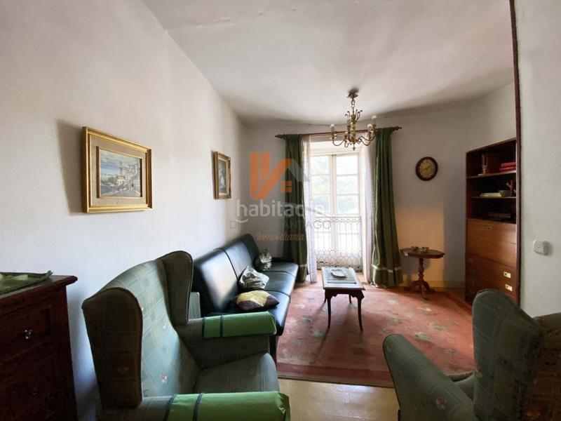 Foto 70581cf8-f954-40cb-80bc-a2a776b6bd62. Casa a avenida figueroa 7 a Casco Histórico Santiago de Compostela