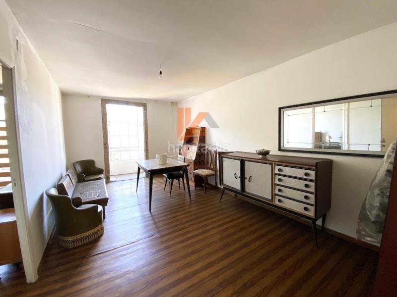 Foto 7612823e-af5f-45e4-a85b-f603c4f3e97f. Casa a avenida figueroa 7 a Casco Histórico Santiago de Compostela