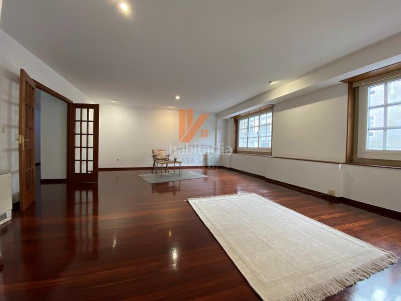 Foto 15276212-0425-441b-ac41-3d1114d4b0d8. Affitto appartamento in r. de montero ríos in Ensanche - Sar Santiago de Compostela