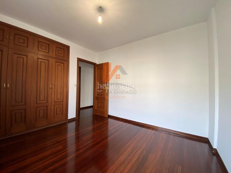 Foto 81c6217a-c25e-497a-be10-9ba9c945f768. Affitto appartamento in r. de montero ríos in Ensanche - Sar Santiago de Compostela