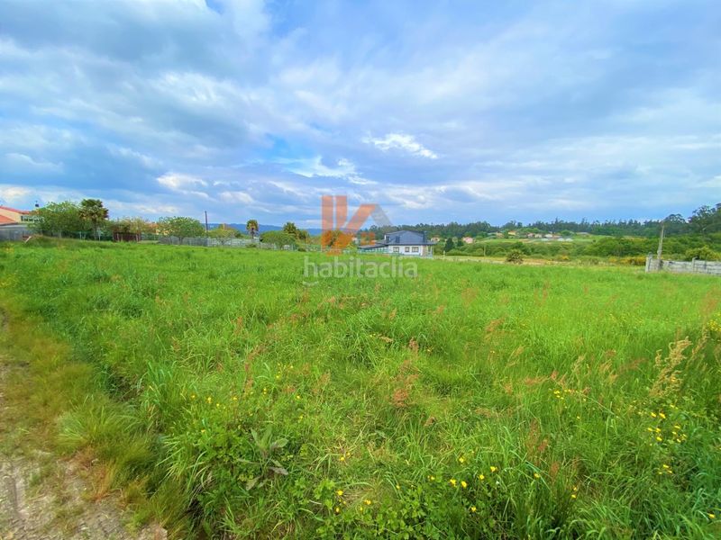 Foto 3c352dc2-3516-4426-9244-0761b6ad9d9c. Terreno residencial en rua loureiro parcela edificable en luou en Teo