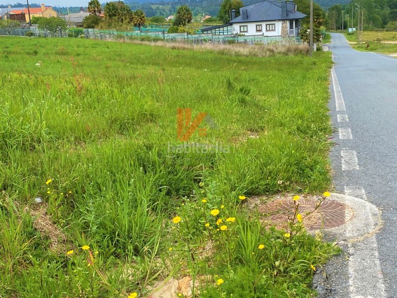 Foto 8af7be57-e561-473b-8932-fdee2c6b0fe4. Terreno residencial en rua loureiro parcela edificable en luou en Teo