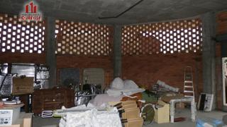 Lloguer Local Comercial a Ventiun. Local para reformar en la zona del veintiuno