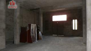 Affitto Locale commerciale in Centro. Centrico local comercial cerca de la plaza de san antonio.