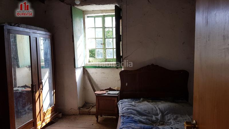 Foto f8638f4a-cbae-41d3-a78d-ac4c8f03375e. Casa  de piedra para reformar en o pinto. en Paderne de Allariz