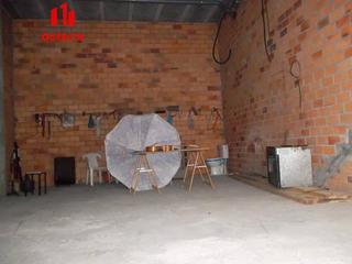 Lloguer Local Comercial a Couto. Local de obra en la zona del couto