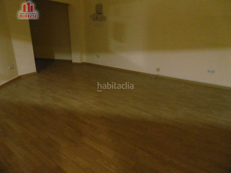 Foto 605f70dc-9ee3-4959-858e-758954343c6d. Lloguer local comercial a Centro Ourense