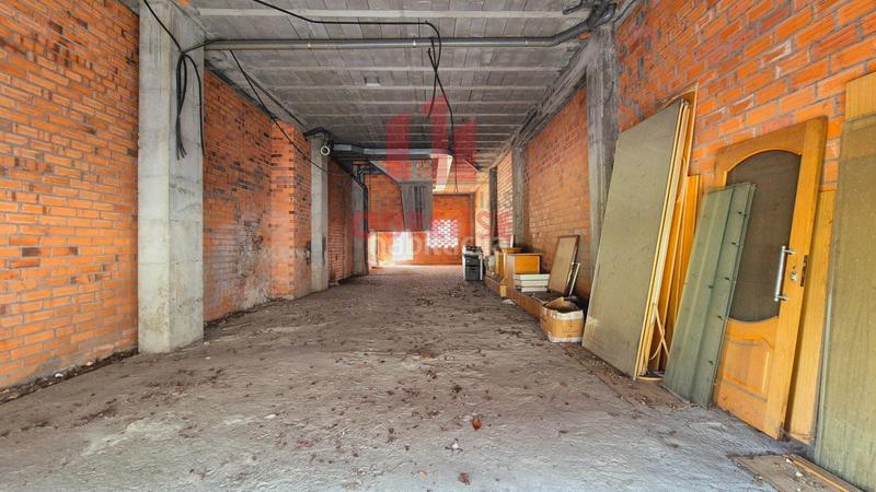 Foto b2b79d37-d748-47f8-8c2b-a3eb46de3e93. Alquiler local comercial  en el Centro de la cuidad en Ourense