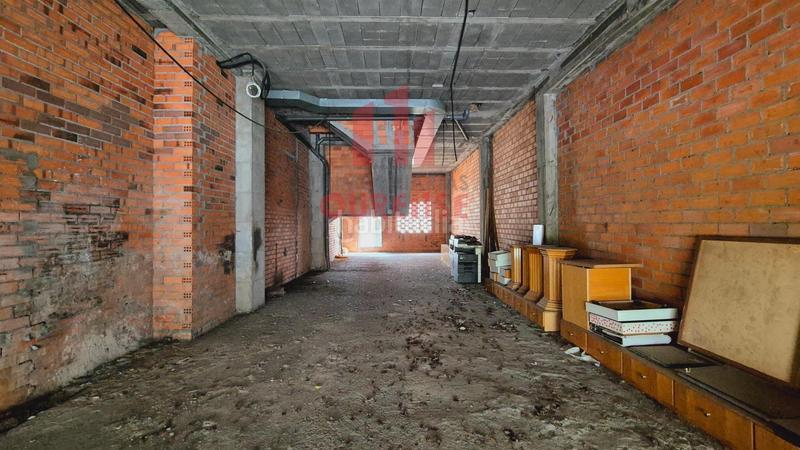 Foto 719148a9-2632-45ee-b544-75098f2ed283. Location local commercial dans Centro Ourense