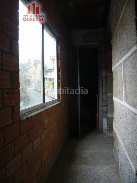 Foto f704868c-a45d-496e-b01a-886d6be8f697. Casa con parcheggio in Toén