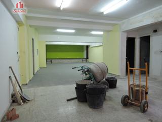 Location Bureau à As Lagoas. Oficina en segunda  planta de un edificio cerca de ervedelo