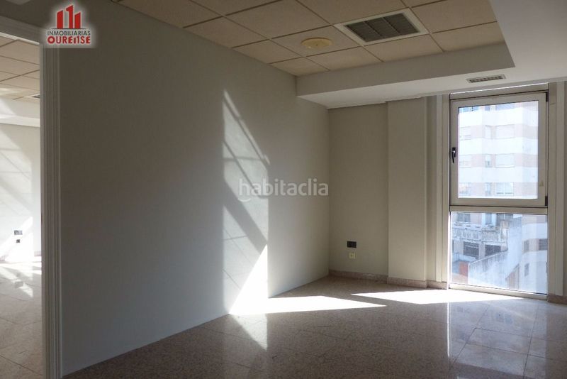Foto 280251ad-7634-411b-af65-ba16b06fa020. Affitto ufficio con riscaldamento in Centro Ourense