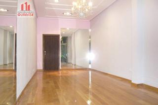 Affitto Locale commerciale in Casco Viejo. Local en el centro de ourense