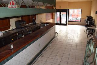Lloguer Local Comercial a Ventiun. Local comercial en el veintiuno