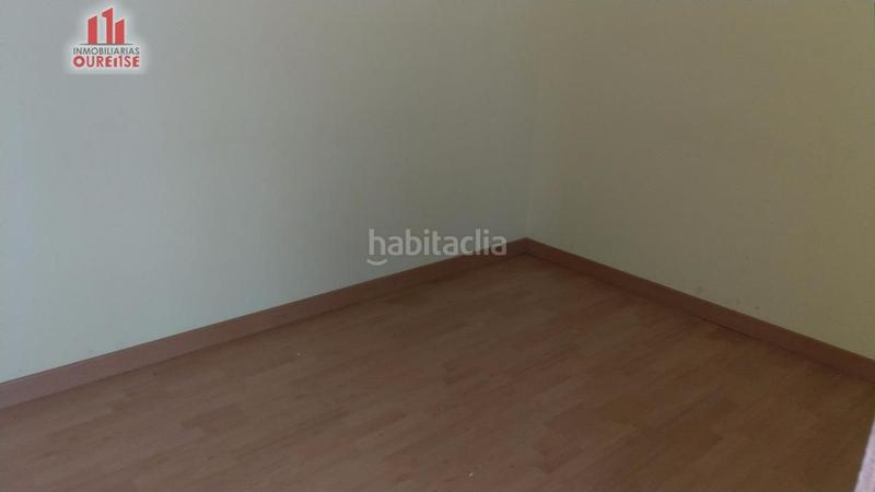 Foto bd4e2ba8-00a3-45f4-b37a-31103552ef3e. Local comercial amplio local semireformado en san francisco en Ourense