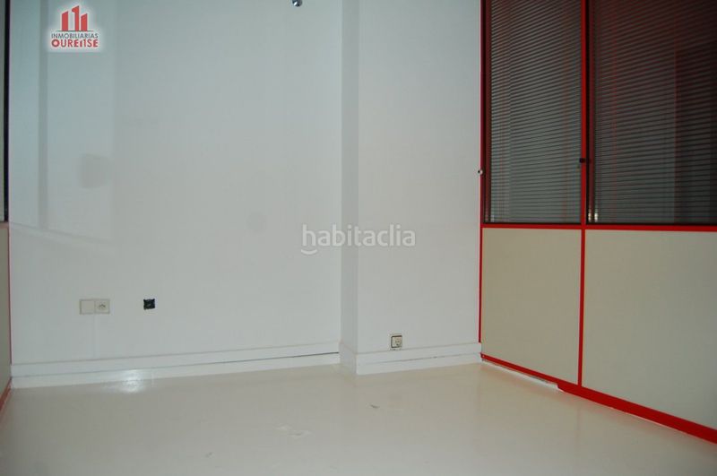 Foto 9fb76e94-c1f2-449a-9e89-1b4e90feb5bf. Miete büro in Centro Ourense