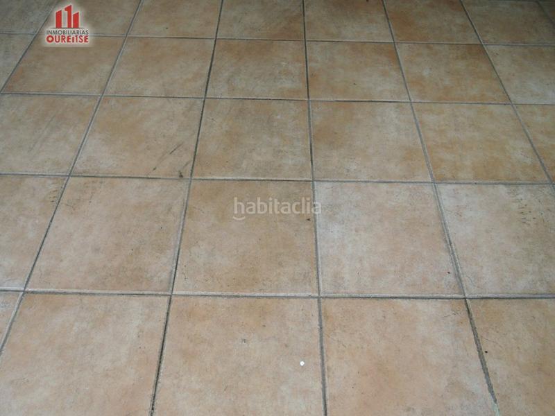 Foto 77b8b6a3-be69-42e1-b25a-6ccd416aa8cf. Local comercial a Centro Ourense