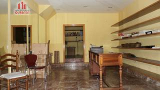 Lloguer Local Comercial a Casco Viejo. Céntrico local comercial cerca del posío