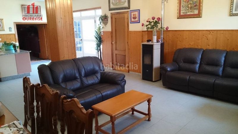 Foto ce71c98b-9a74-4ea6-b13c-54fc037ebb56. Casa amb calefacció aparcament piscina a Coles