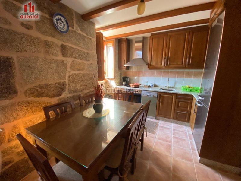 Foto abc12f00-fd5c-453e-a7f7-041cbc429ba0. Haus mit heizung parking in Carballeda de Avia