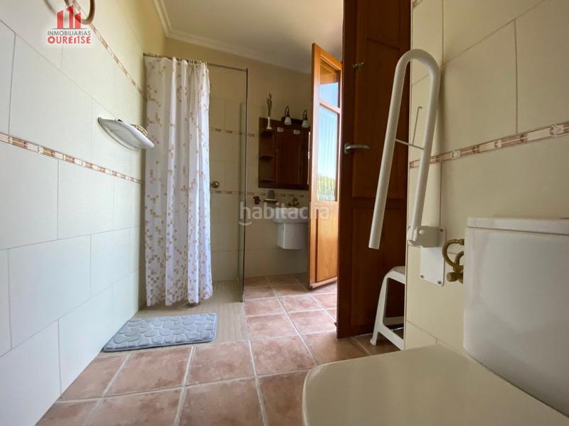 Foto e0c9c4ba-d9ba-4322-b8c0-c912d8f6453b. Haus mit heizung parking in Carballeda de Avia