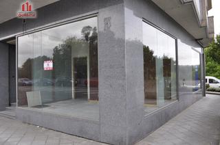 Lloguer Local Comercial a San Cibrao das Viñas. Precioso local acondicionado en la zona de reboredo.