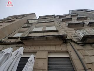 Edifici a Carballiño (O). Oportunidad. edificio de piedra en el centro de carballiño