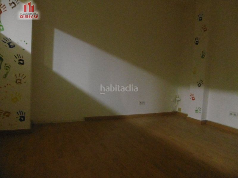 Foto 317349db-e34b-4122-9040-41975bb18d6e. Lloguer local comercial a Centro Ourense