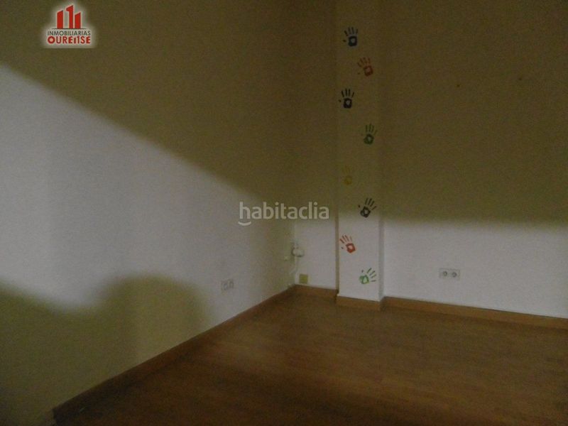 Foto 7a32fc23-eb29-4707-aec3-08357a1b7765. Lloguer local comercial a Centro Ourense