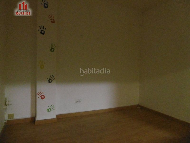 Foto 84ef377b-3cbe-4e0b-b247-be6c9ac8fc1a. Lloguer local comercial a Centro Ourense