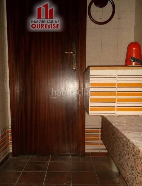 Foto d0a85736-29db-40b8-bf91-dc9766f99eb3. Miete büro in Centro Ourense