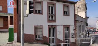 Casa a Barrocanes. Casa con terreno en el casco urbano de ourense.