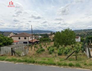 Terreno residencial en As Lagoas. Parcela edificable en velle.