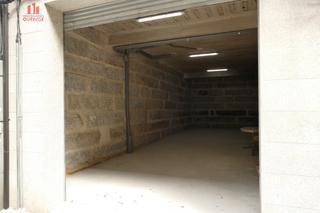 Affitto Locale commerciale in Couto. Local comercial diafano en la zona de o couto