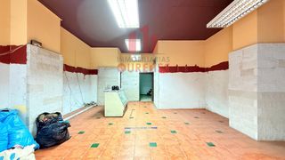 Lloguer Local Comercial a San Rosendo. Se alquila local comercial cerca de la estación de tren.