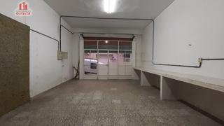 Local Comercial a Barrocanes. Amplio local comercial en la zona de san francisco