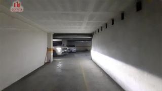 Parking coche en Couto. Plaza de garaje cerrada doble en línea al lado de fátima.
