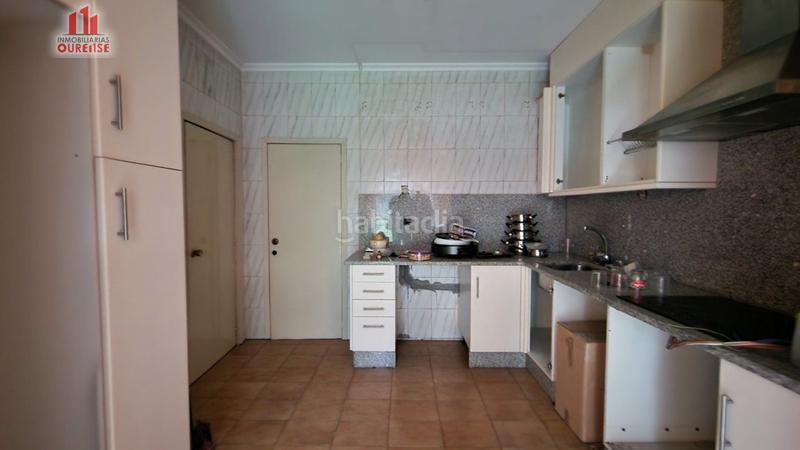 Foto 8ae290cb-0699-4b0a-aa88-70027407a515. Casa  en el casco urbano en A Carballeira Ourense