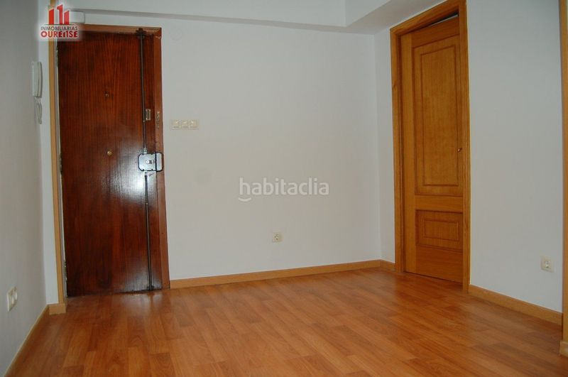 Foto 6025aa78-9b1c-4088-aa8c-6dbc9dcdc64b. Miete büro in Centro Ourense