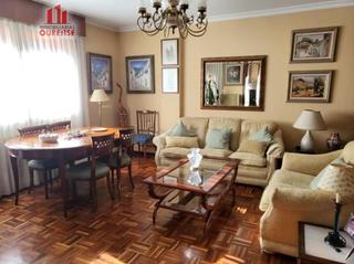 Location Appartement à Centro. Amplio piso en el centro de la ciudad de ourense.