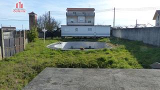 Terreny residencial a Barbadás. Terreno urbanizable con piscina en piñor.