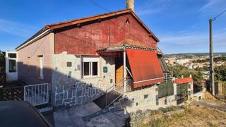 Maison à Vistahermosa. Casa unifamiliar en la ciudad de ourense