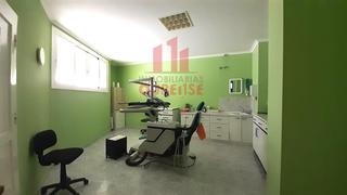 Umzug Geschäftsraum in San Cibrao das Viñas. Clínica dental con laboratorio protésico cerca del polígono de s