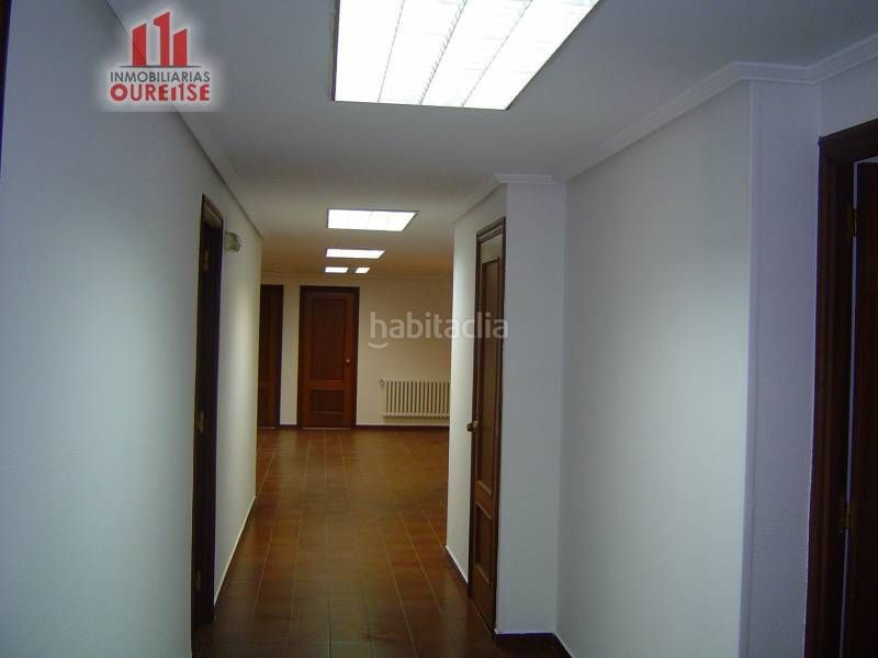 Foto a0da3306-62b5-4f7b-b008-c6ab0a33ca8a. Miete büro mit heizung in Centro Ourense