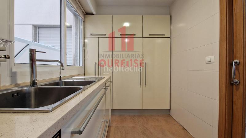 Foto 8f5233bc-33f8-415a-a5ac-9a3f83d8e294. Rent flat with heating parking in Centro Ourense