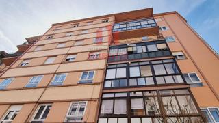 Piso en Couto. Vivienda con ascensor en la zona de o couto