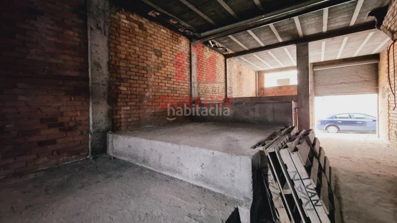Foto 2fdb8b66-fa3b-4ab4-b39e-a84e8ee17a0a. Local comercial a A Ponte Ourense