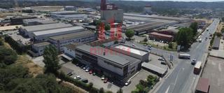 Nau industrial a San Cibrao das Viñas. Nave en polígono industrial de san cibrao das viñas