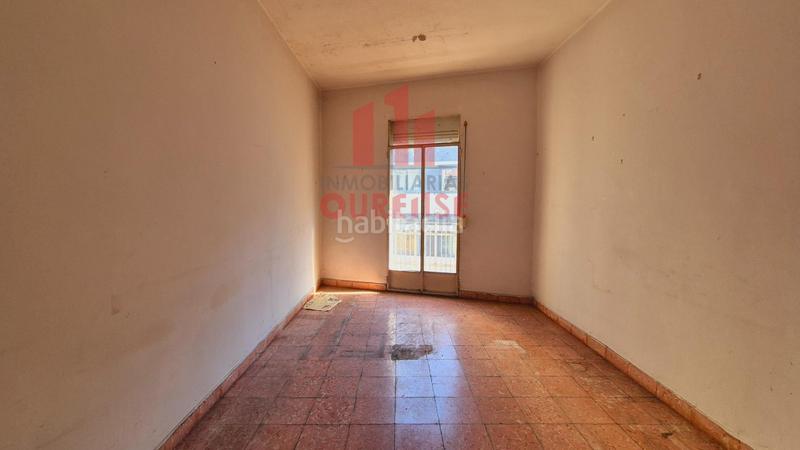 Foto 5a36ab81-8658-4a81-849f-d441a3a68e93. Piso venta de piso para reformar en o Couto, a cinco minutos caminado del centro en Ourense